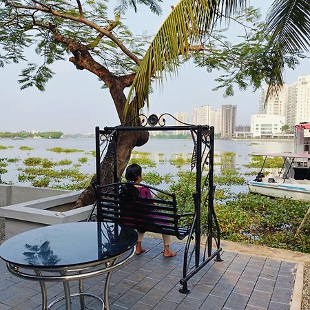 Hotel Marina Lounge Kochi Esterno foto